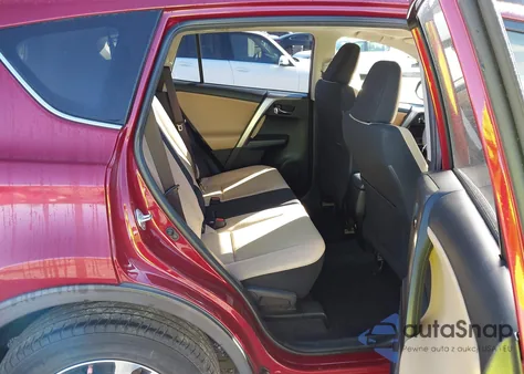 2018 Toyota Rav4 Xle from USA, damaged, VIN JTMWFREV7JD117120